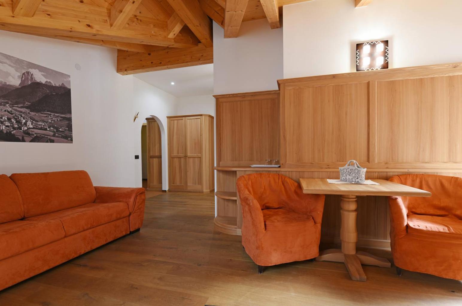 Hotel Brunello Ортізеї Екстер'єр фото