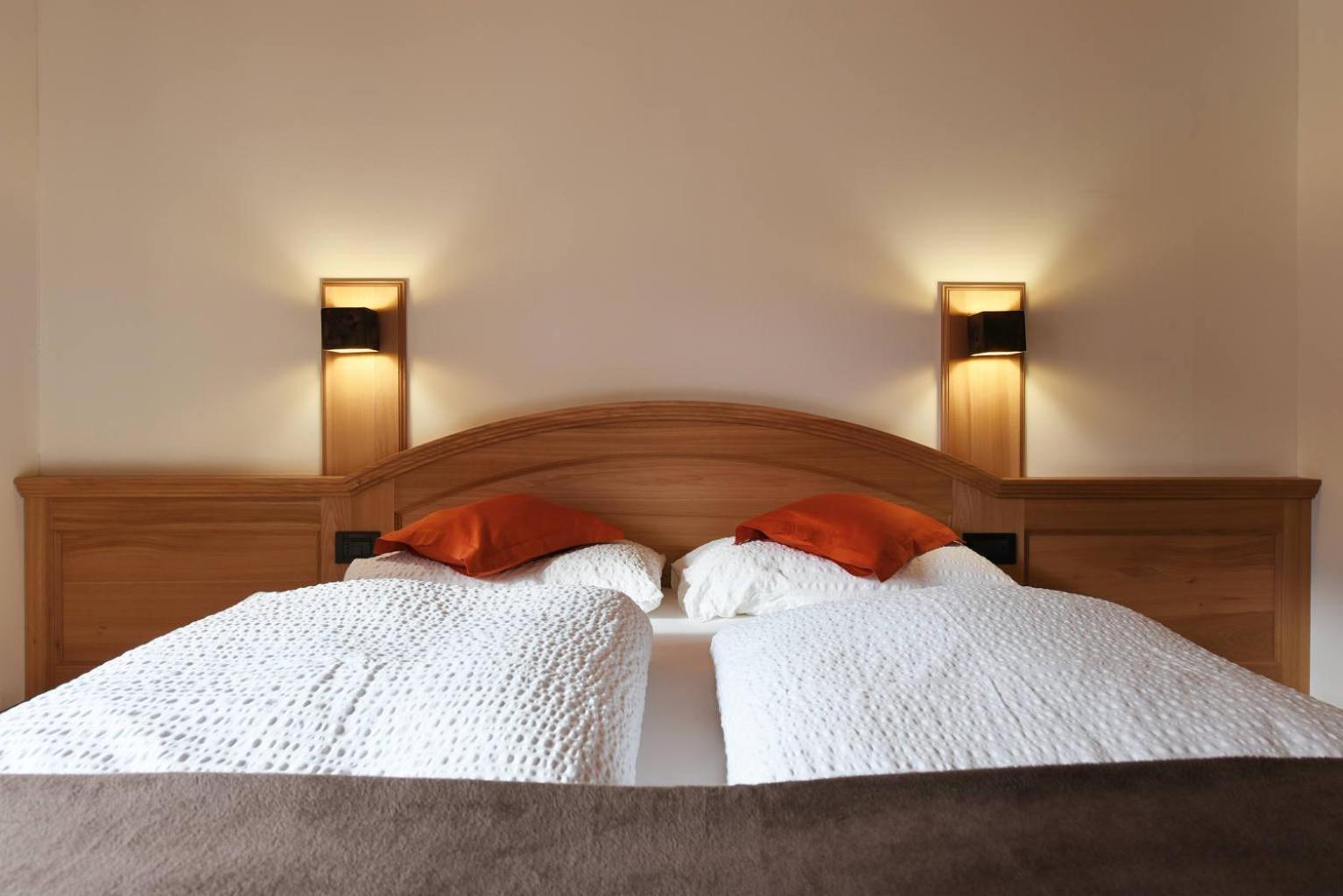 Hotel Brunello Ортізеї Екстер'єр фото